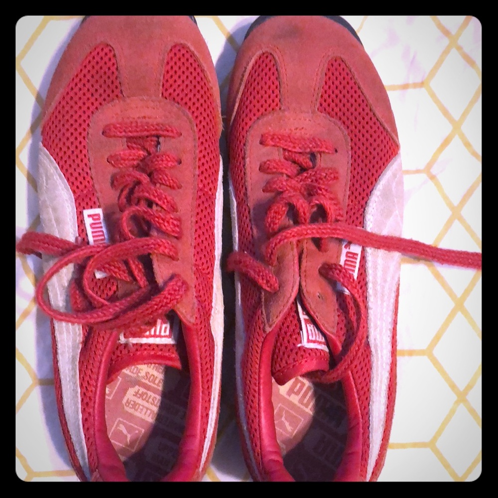 Puma Sneakers